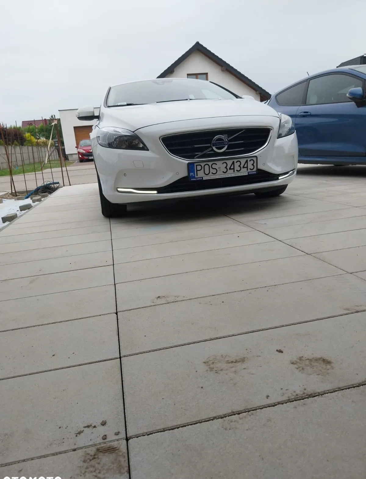 Volvo V40 cena 49000 przebieg: 76000, rok produkcji 2013 z Limanowa małe 46